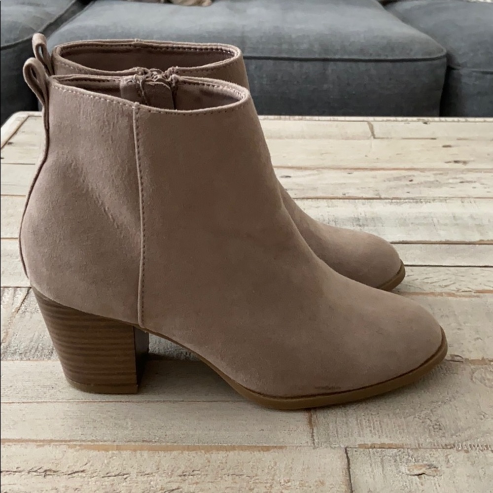 Mid Ankle Boot - Picture 5 of 6